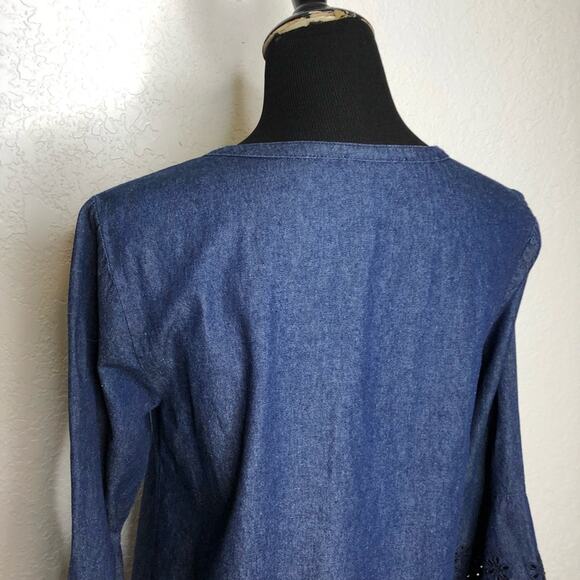 Draper James chambray denim blue ruffle front eyelet sleeve shift dress size 10 - Picture 11 of 15